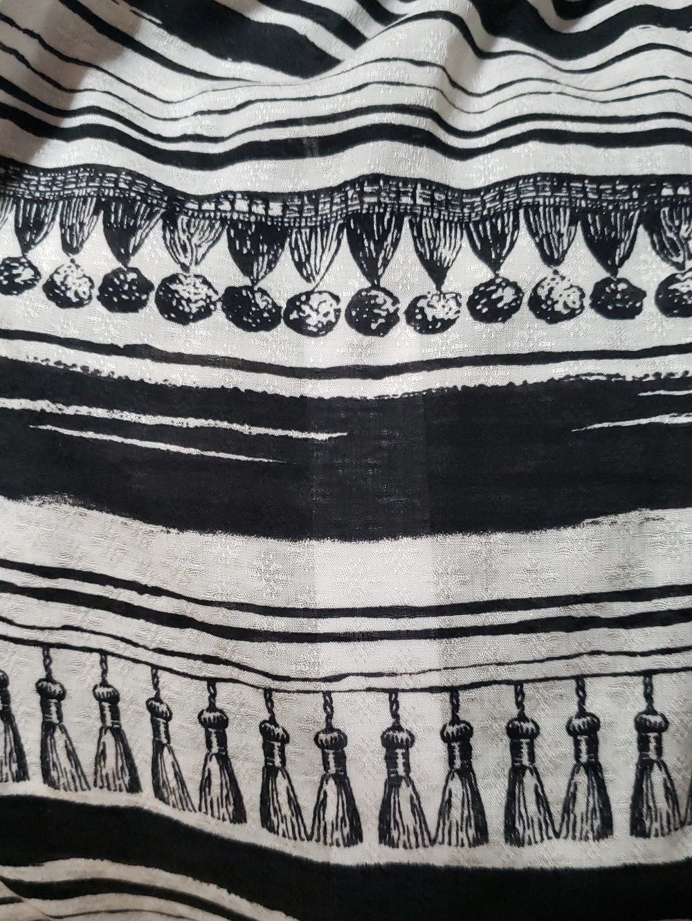 Jane + Delancey Striped Black & Ivory Print Sleeveless Tank Top, Medium - Picture 8 of 8